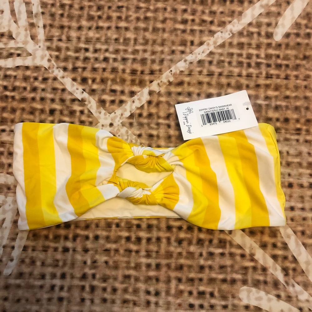 NWT dippin daisy’s tie front bikini top